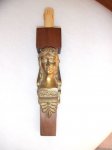 Due apliques con fusione in bronzo del XIX secolo,montata su supporto in legno nuovo